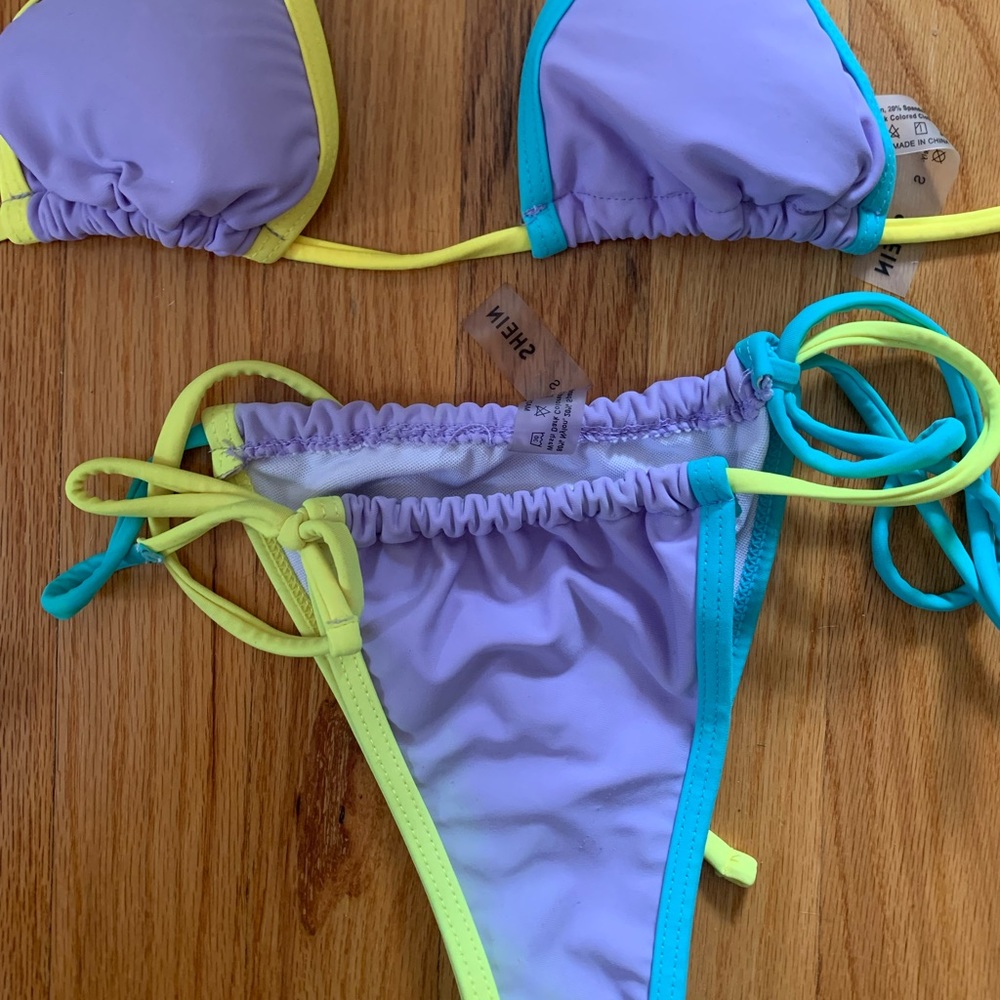 Bikini set top and bottom used like new